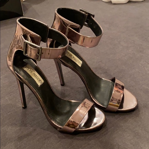 Steve Madden chromatic ankle strap heels - Picture 2 of 5